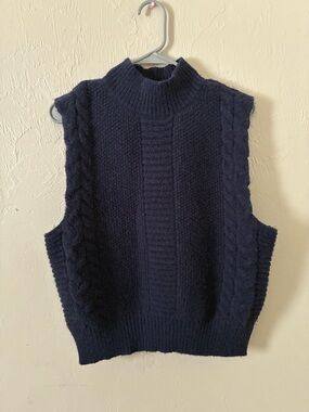 Oliver O Navy Cable-Knit Mock Neck Sleeveless Vest